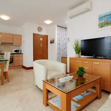 Clementin Appartement Slatine